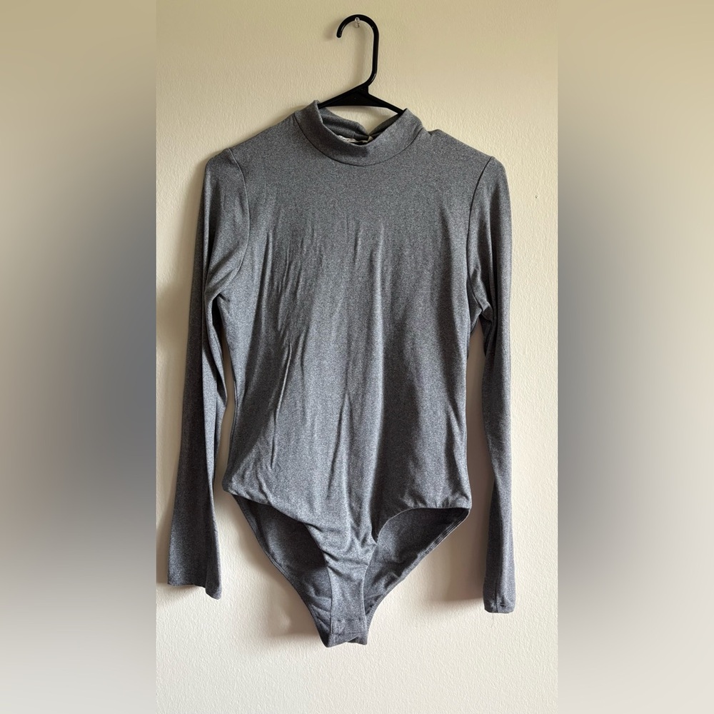 NanaMacs Gray Mock Neck Long Sleeve Bodysuit Large